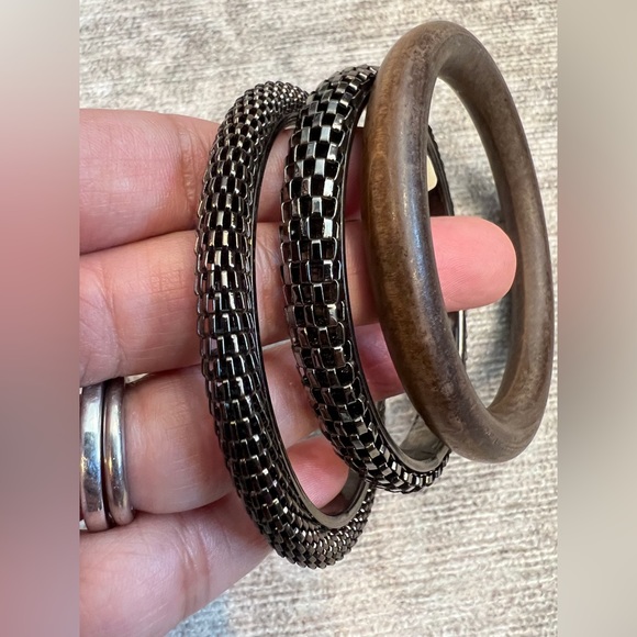 💥3 for $18💥 bracelets/bangles bundle - Picture 2 of 5